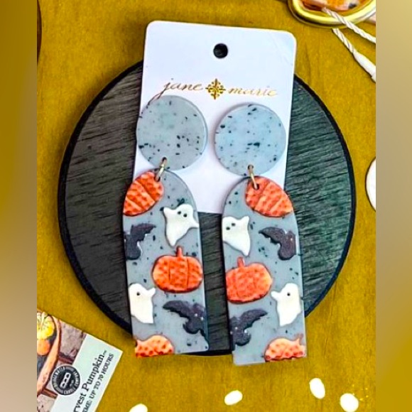 Halloween Earrings 18$